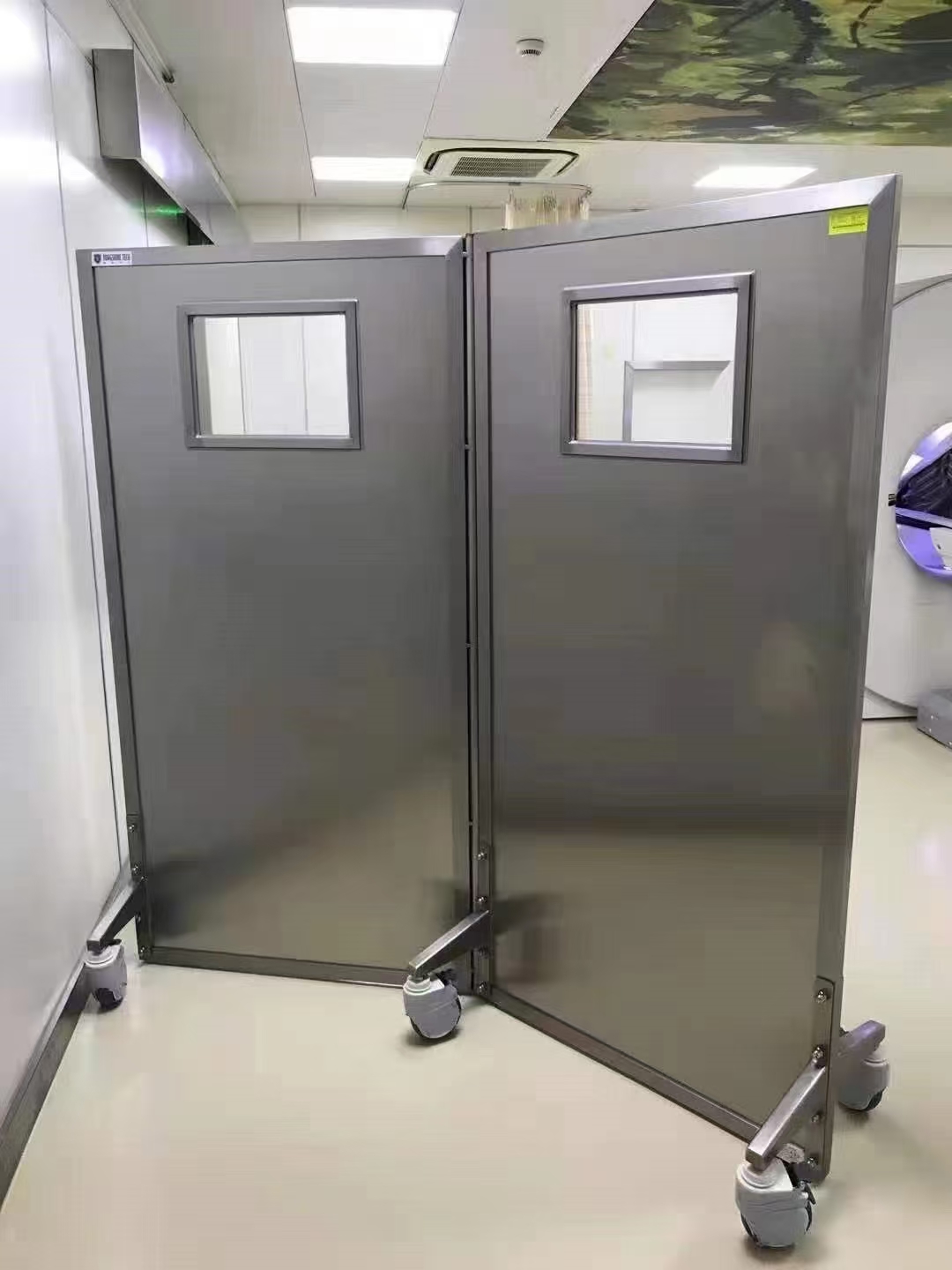 新疆双联铅屏风带观察窗
